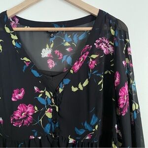 Torrid Bright Floral Chiffon Shirt Dress Button Front Knee Length Size M / L